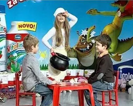 998