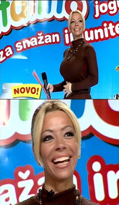 921
